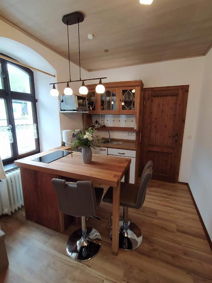 לנסטאט Ferienwohnung Sauerland Burgfenster מראה חיצוני תמונה