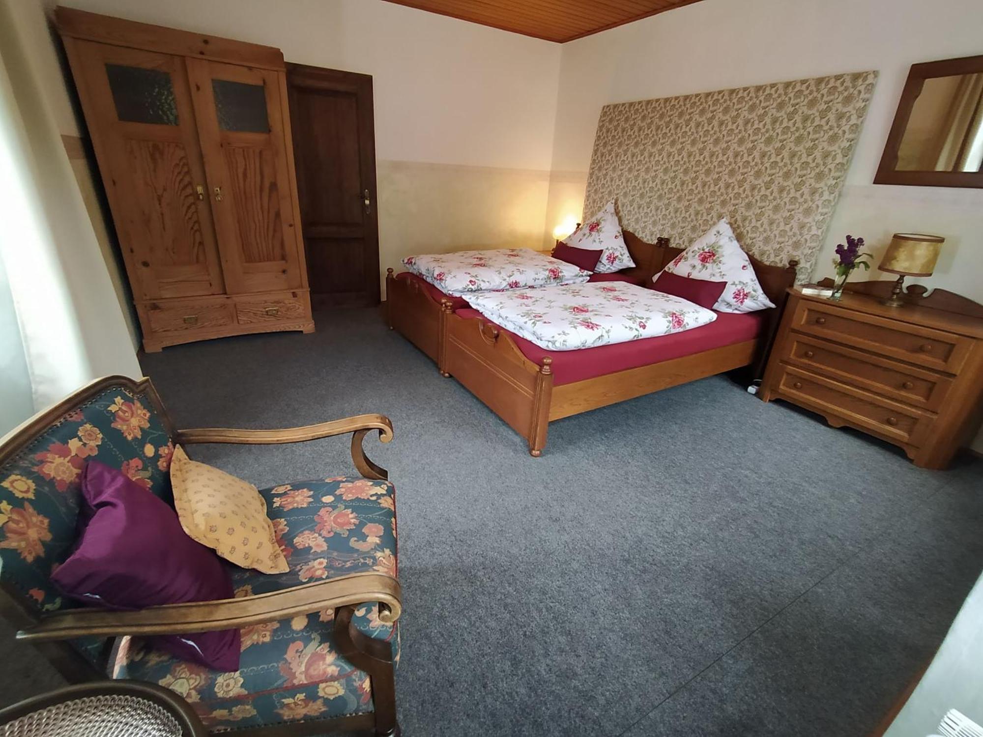 לנסטאט Ferienwohnung Sauerland Burgfenster מראה חיצוני תמונה